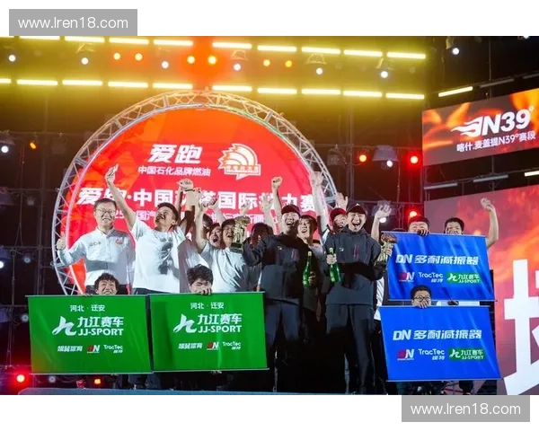 从青涩解说到赛事灵魂骚为的成长之路与荣耀时刻